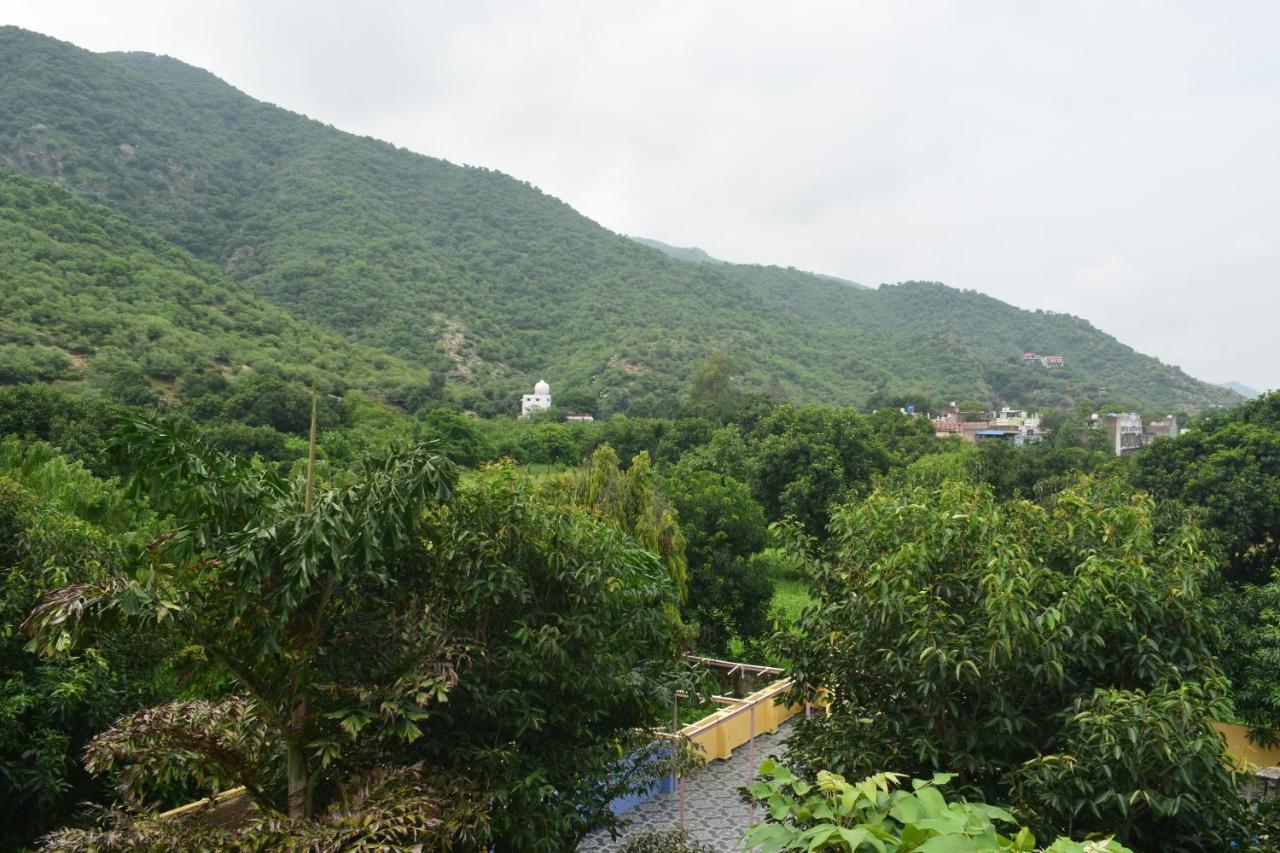 Hotel Pushkar Heritage พุชการ์ ภายนอก รูปภาพ